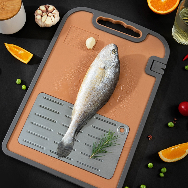 4 sa 1 Multi-use Defrosting Tray cutting board